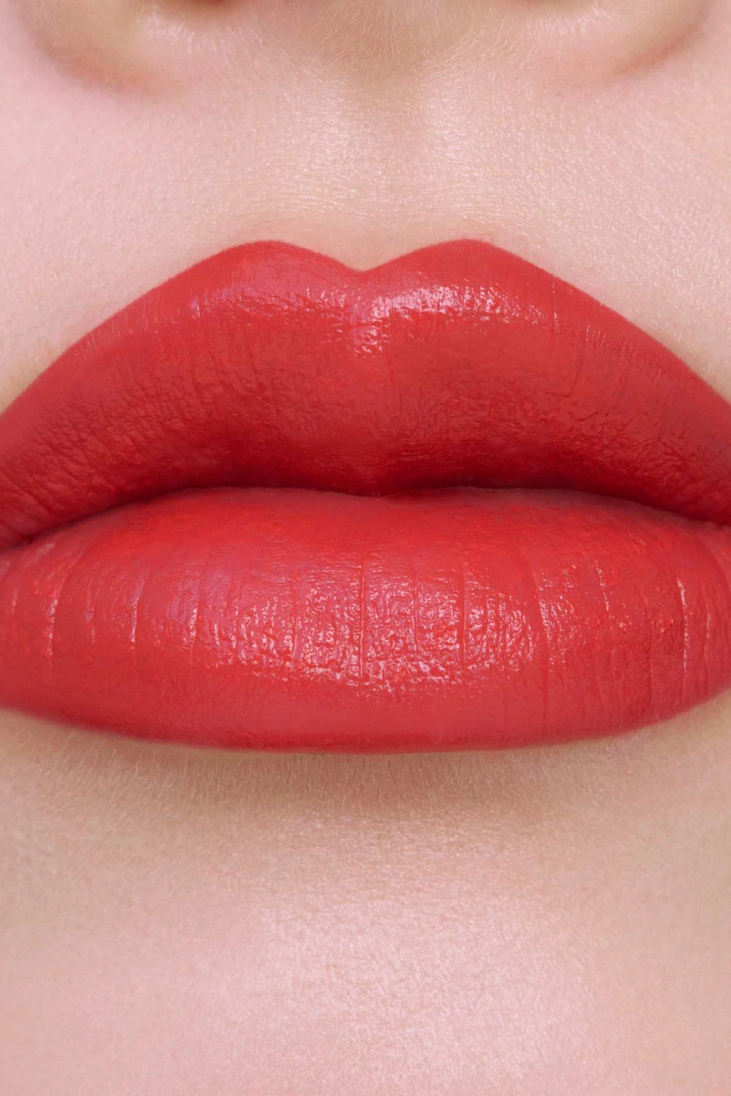 New: Anna Sui Rouge Reds - Image 4