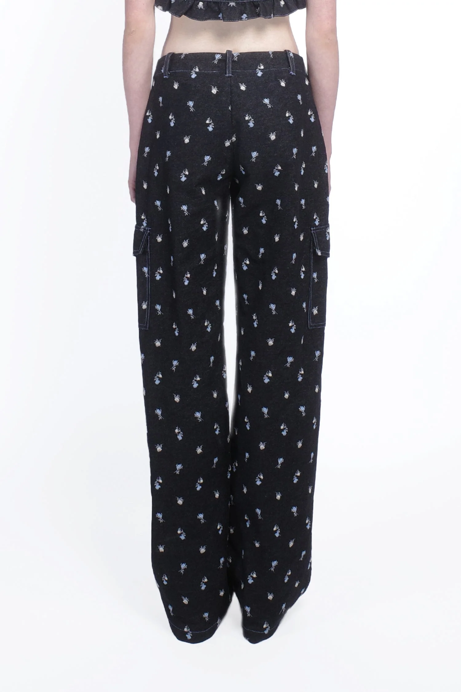 Denim Embroidered Roses Cargo Pants - Image 4