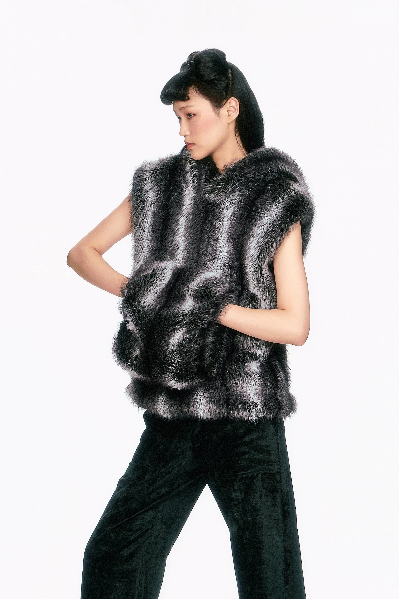 Faux Silver Fox Muff - Image 4