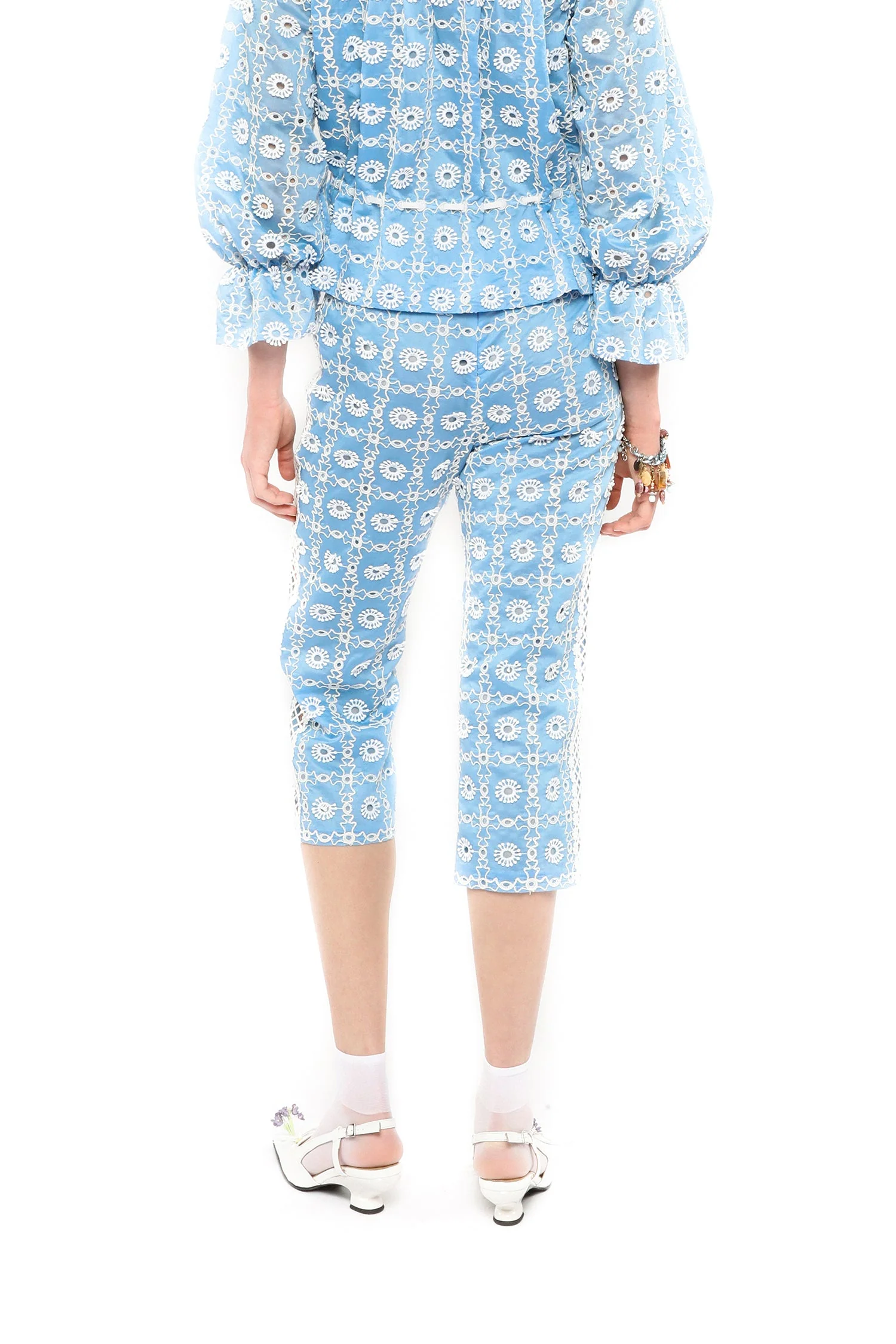 Lattice Lace Embroidery Capri Pants - Image 4