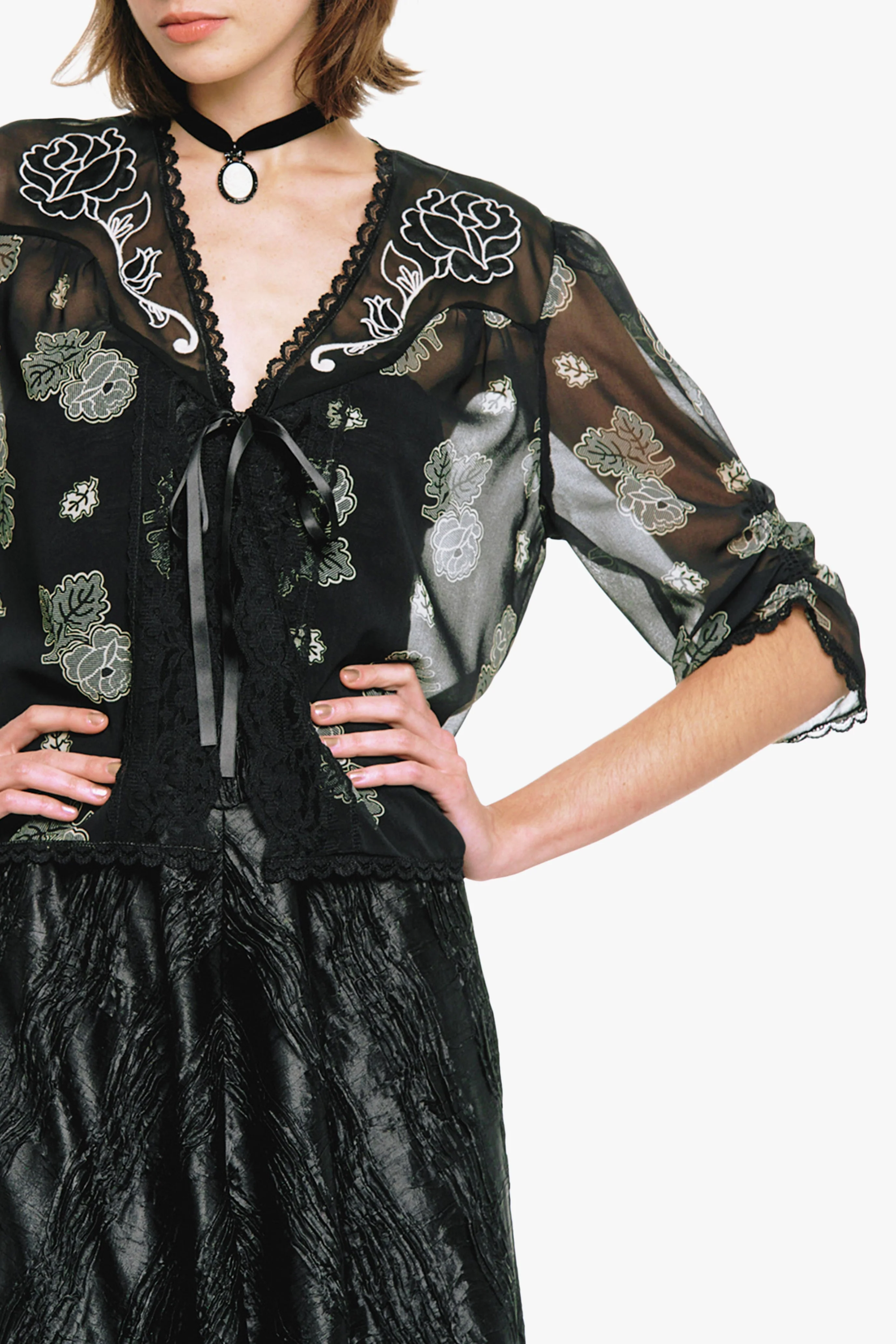Lily and Roses Chiffon Combo Embroidered Bed Jacket - Image 7