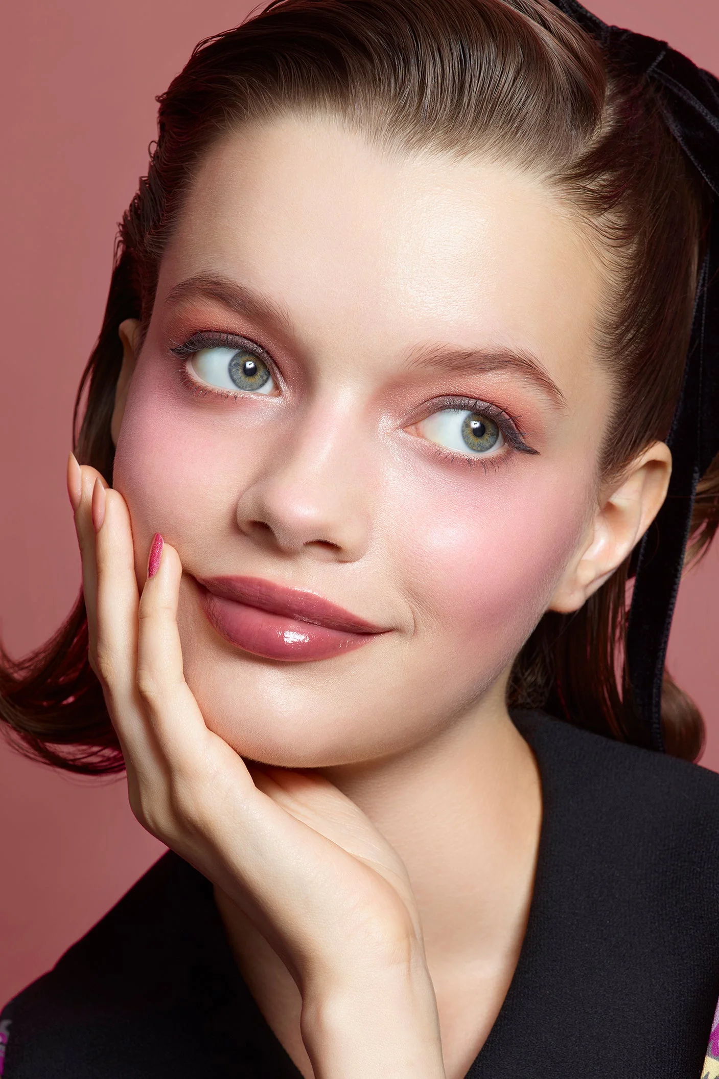 Limited Edition: Anna Sui Snow Dream Makeup Collection - Image 12