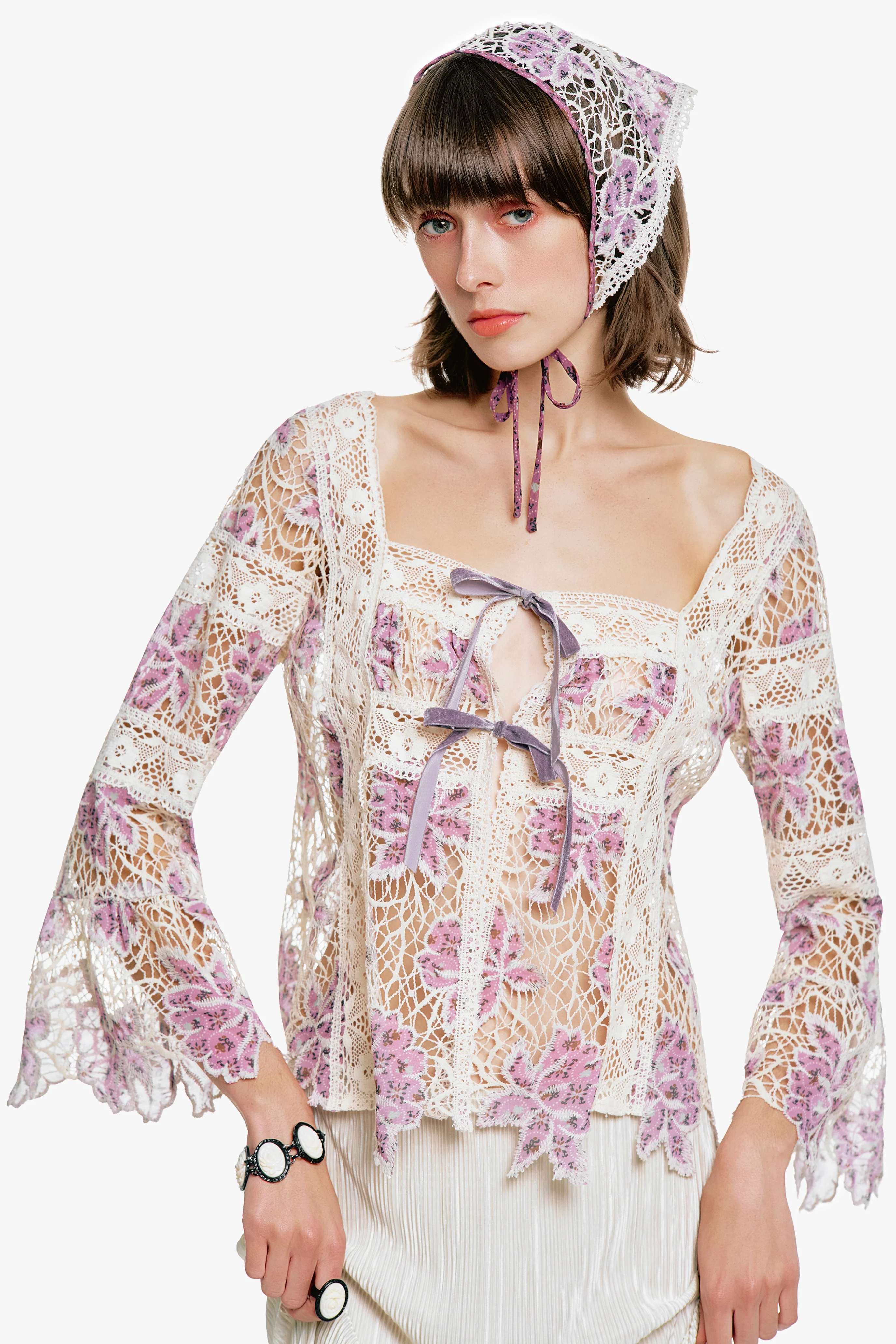 Medallion Floral Lace Tie Blouse - Image 2
