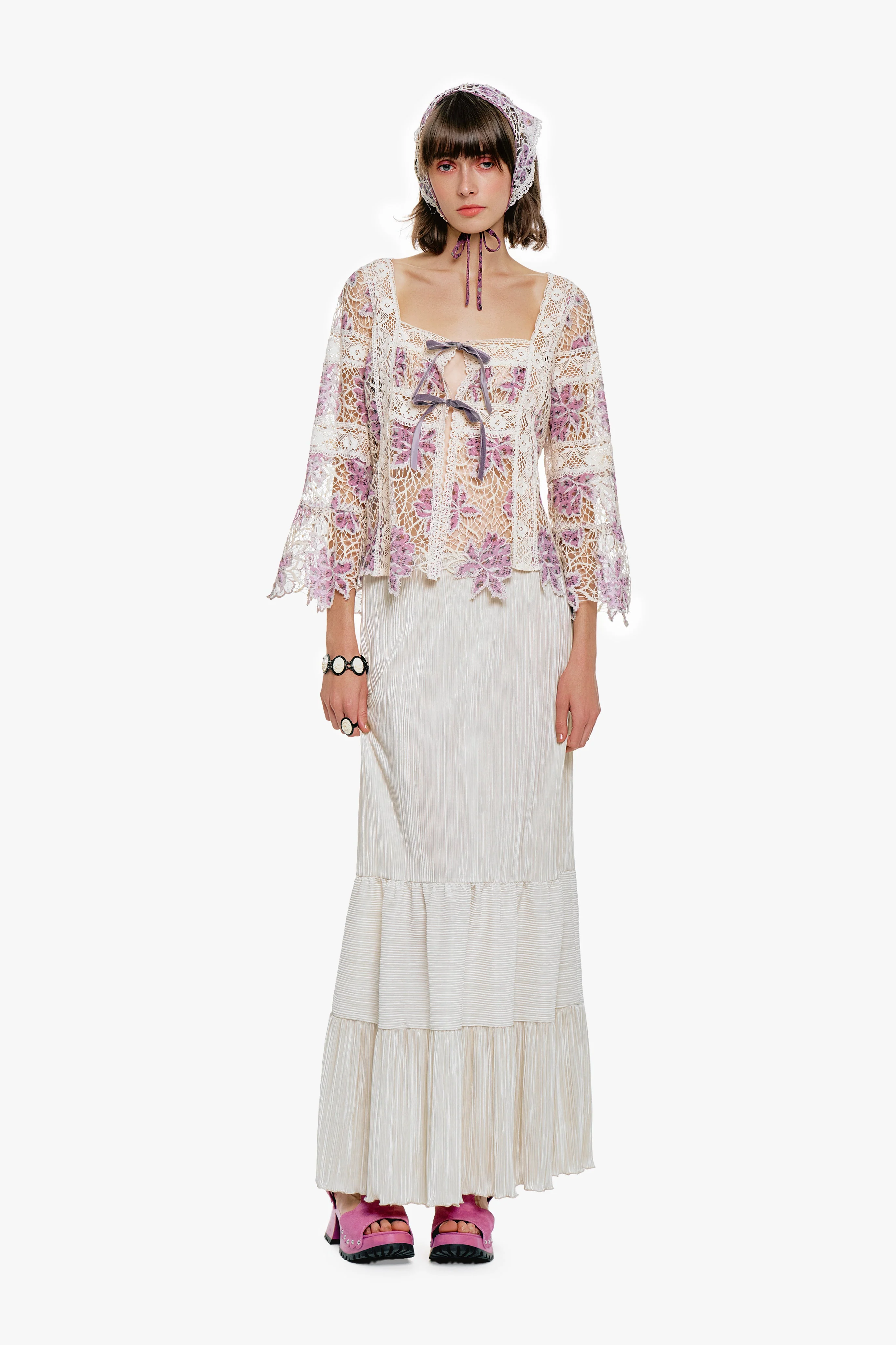 Medallion Floral Lace Tie Blouse - Image 3