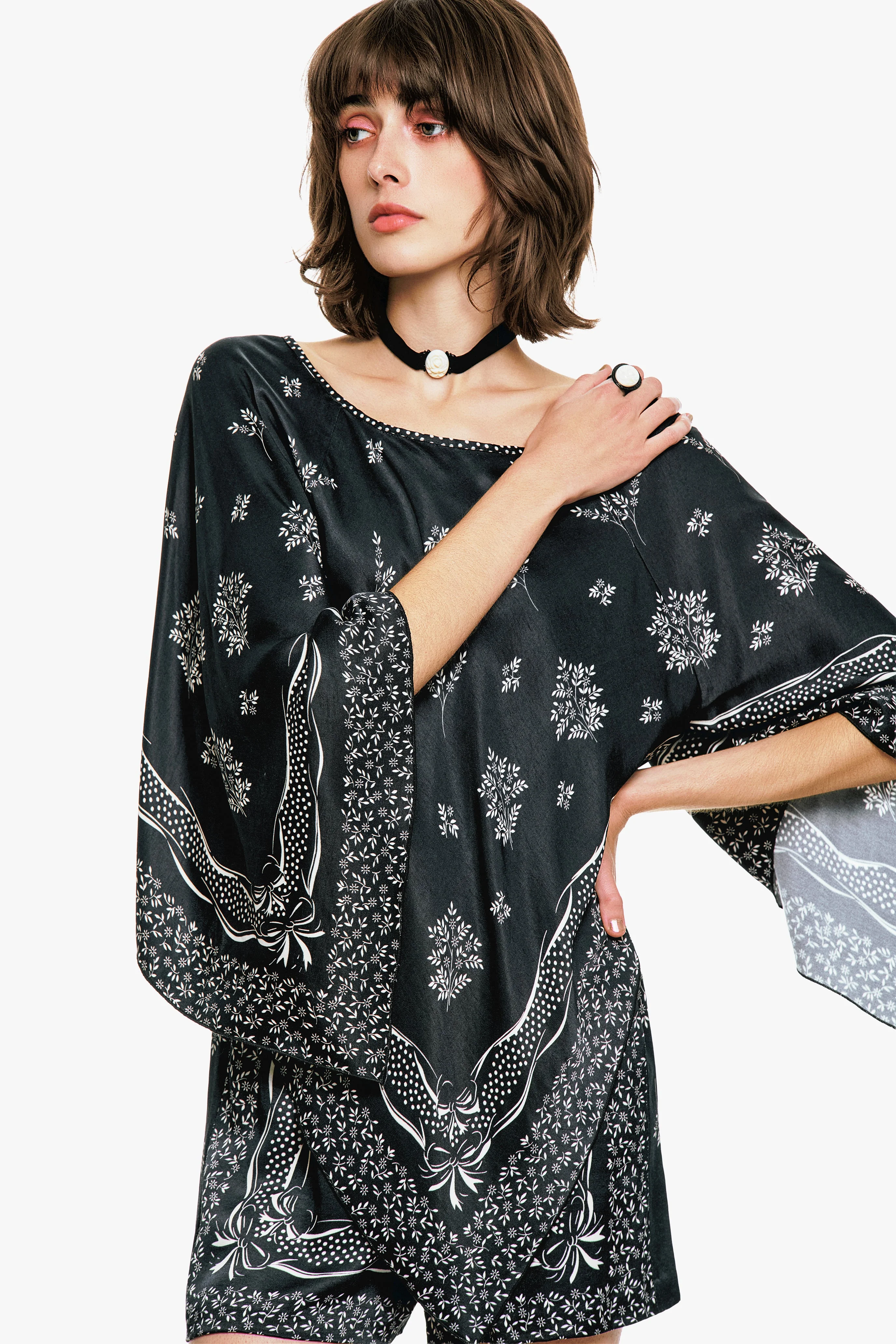 Ribbon Handkerchief Satin Print Poncho - Image 2