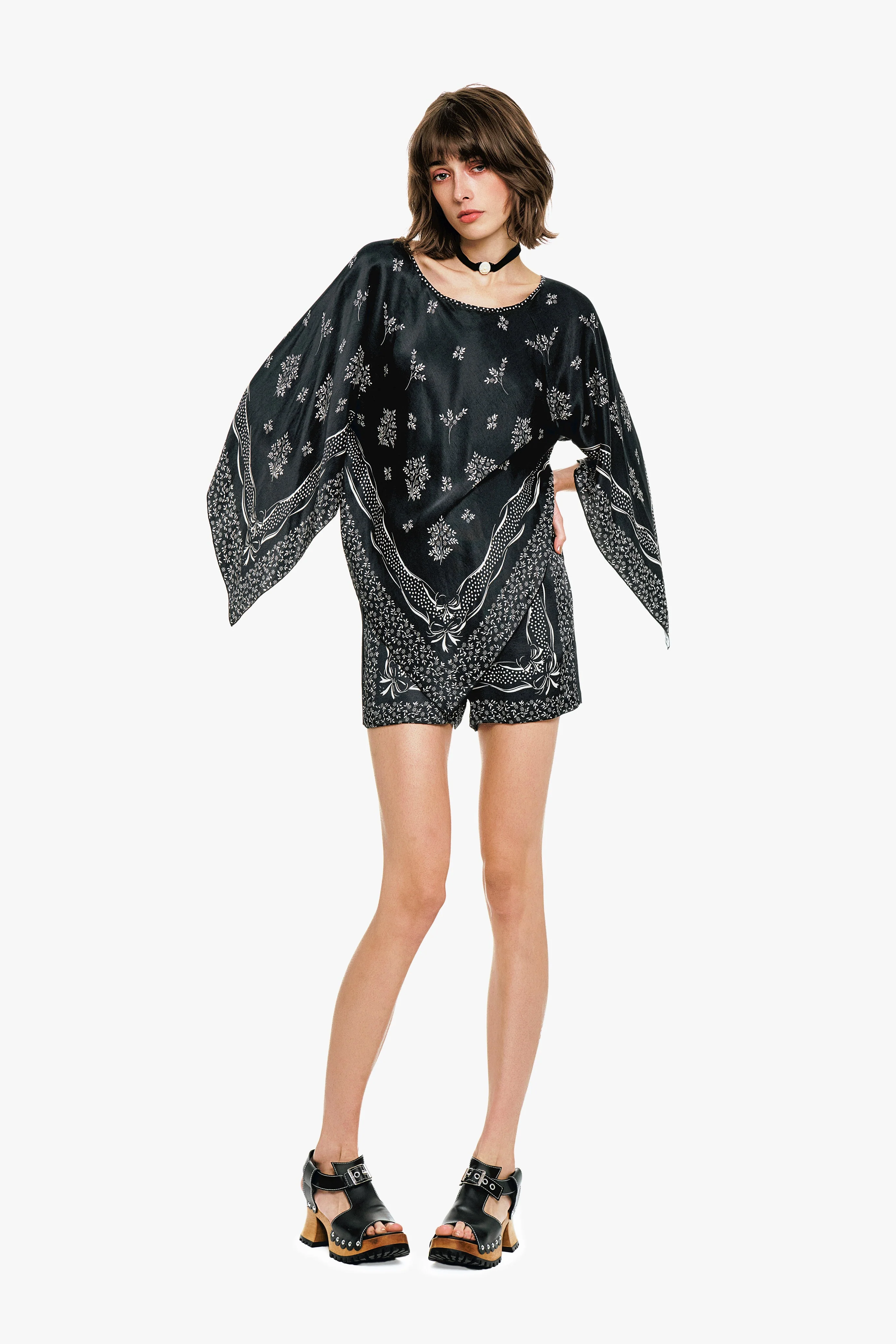 Ribbon Handkerchief Satin Print Shorts - Image 6