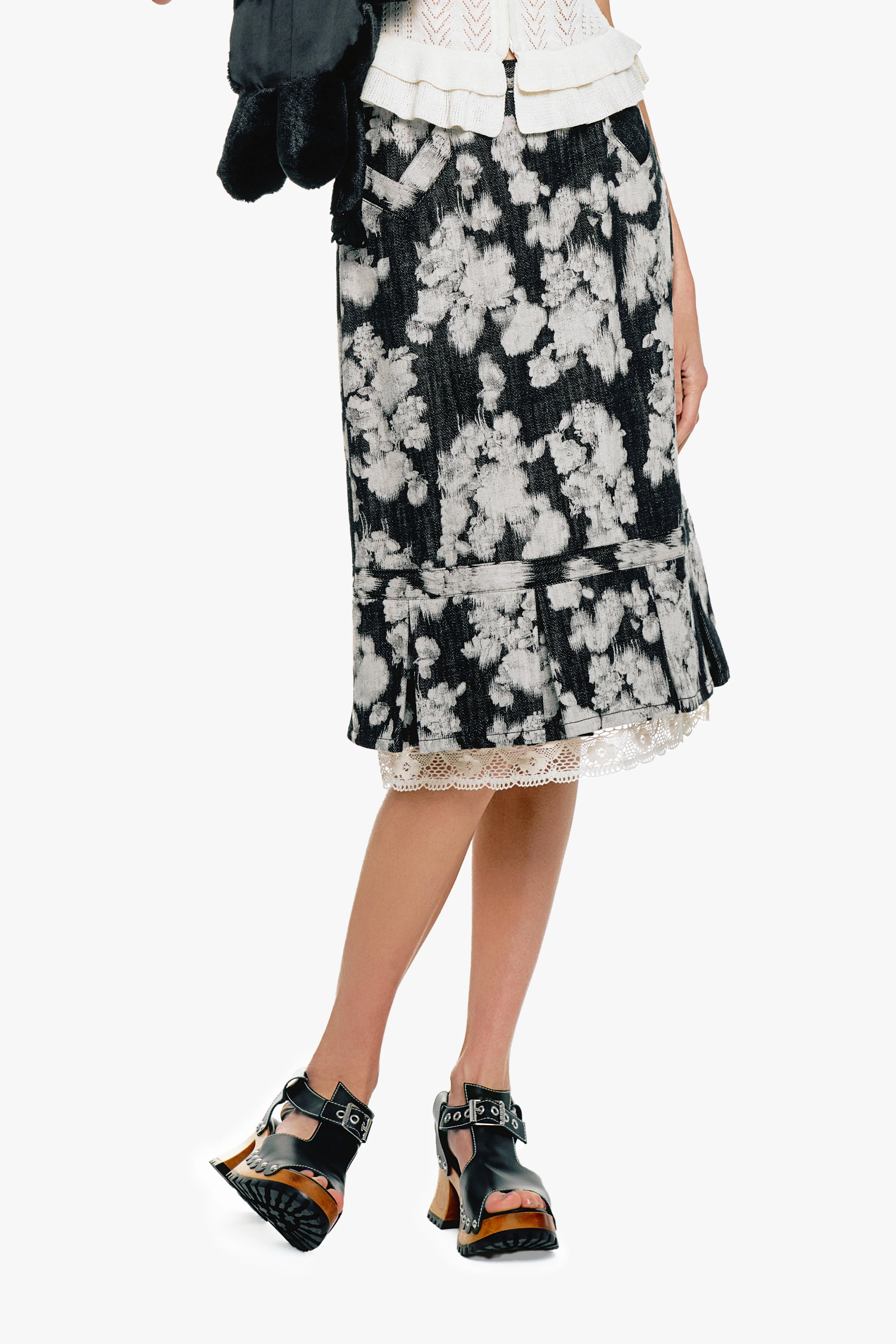 Rose Illusion Denim Lace Trimmed Skirt - Image 8